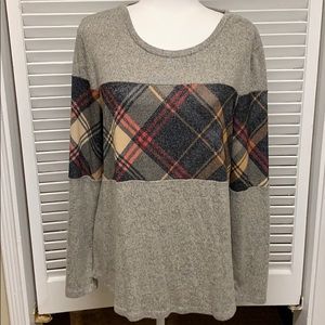 MAURICES Plaid Blocked Tee
